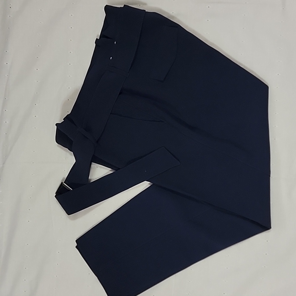 White House Black Market Tapered Ankle Pants Navy Blue Belted Size 6P - Picture 3 of 10